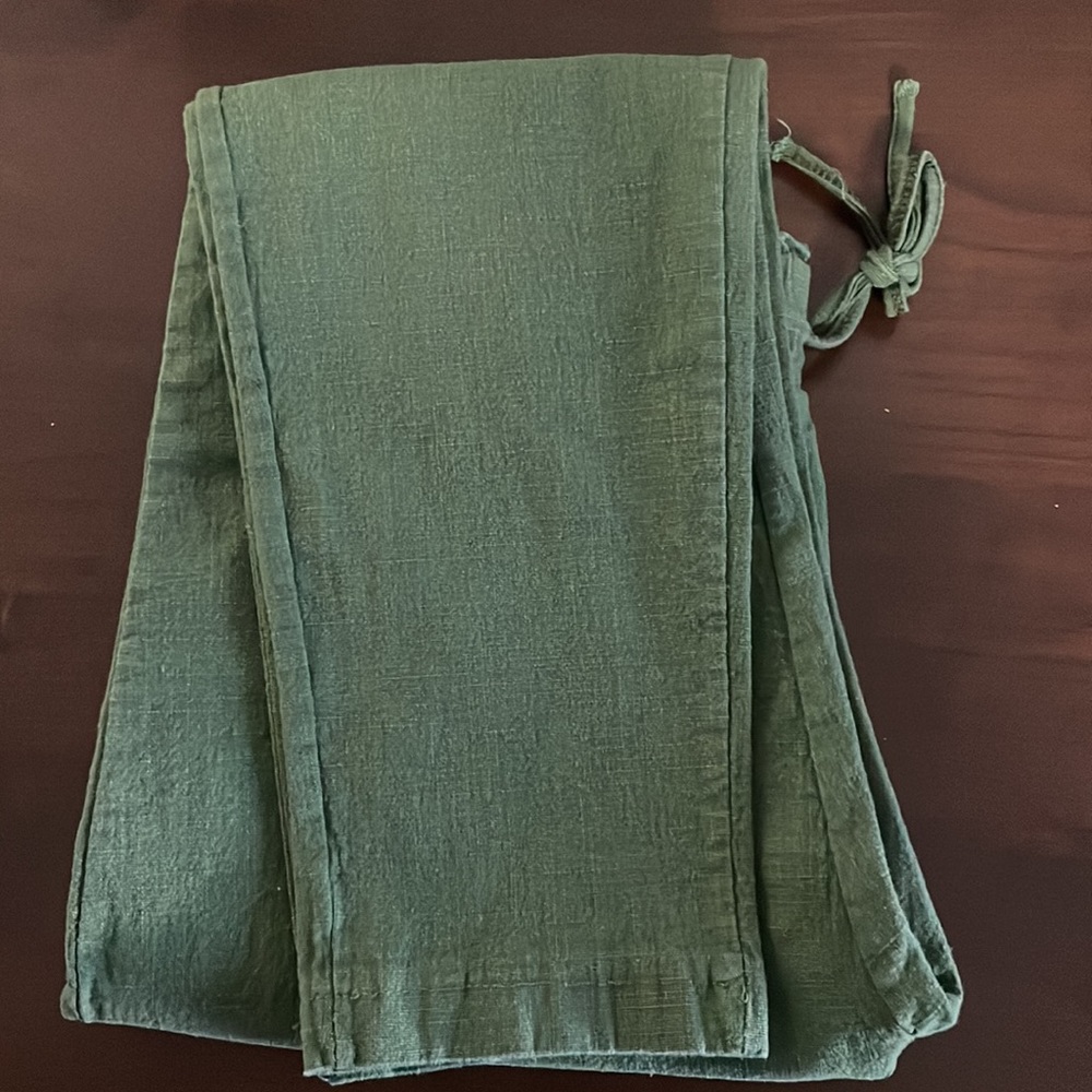 Preloved - Picture 3 of 3